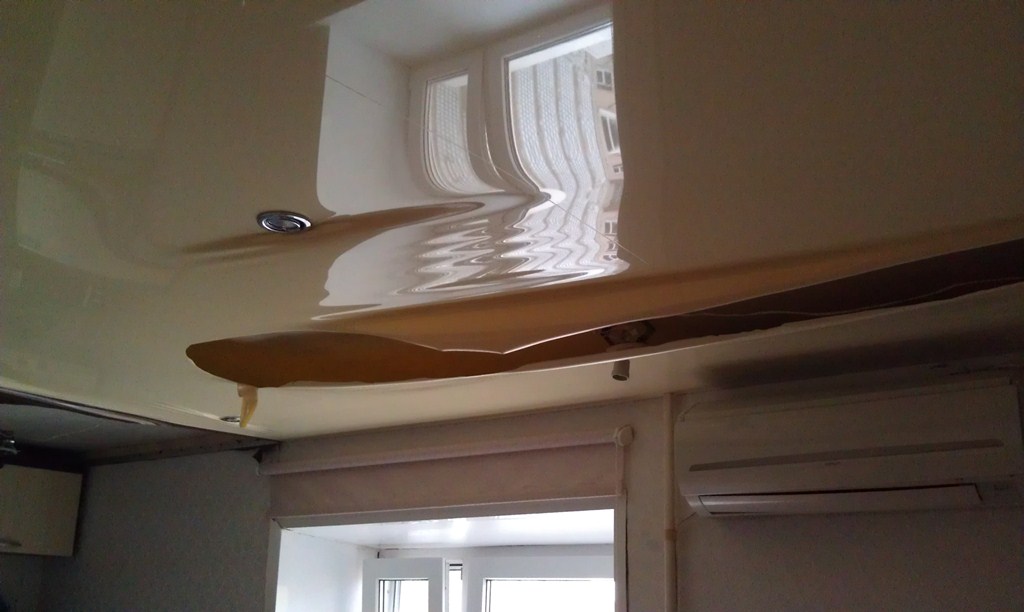 Ремонт пореза натяжного потолка в Иркутске
